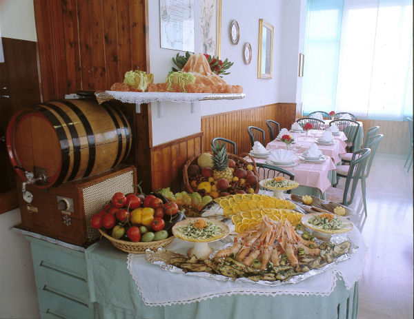 Buffet sala da pranzo Hotel Sylvia